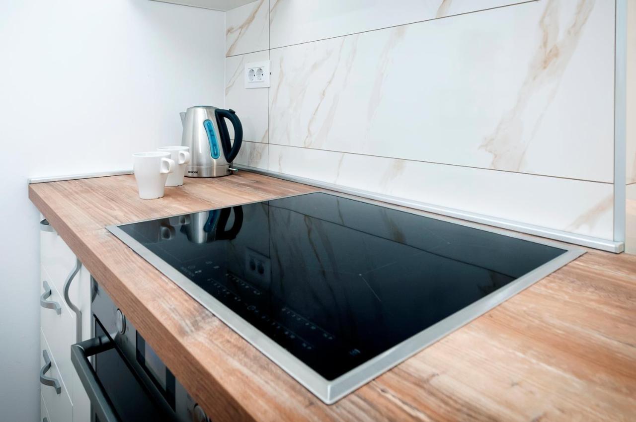 Otto Apartment With Sea View And Parking Rovinj Exterior foto